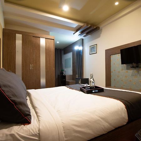 Super Collection O Golden Avenue Hotel Thiruvananthapuram Buitenkant foto