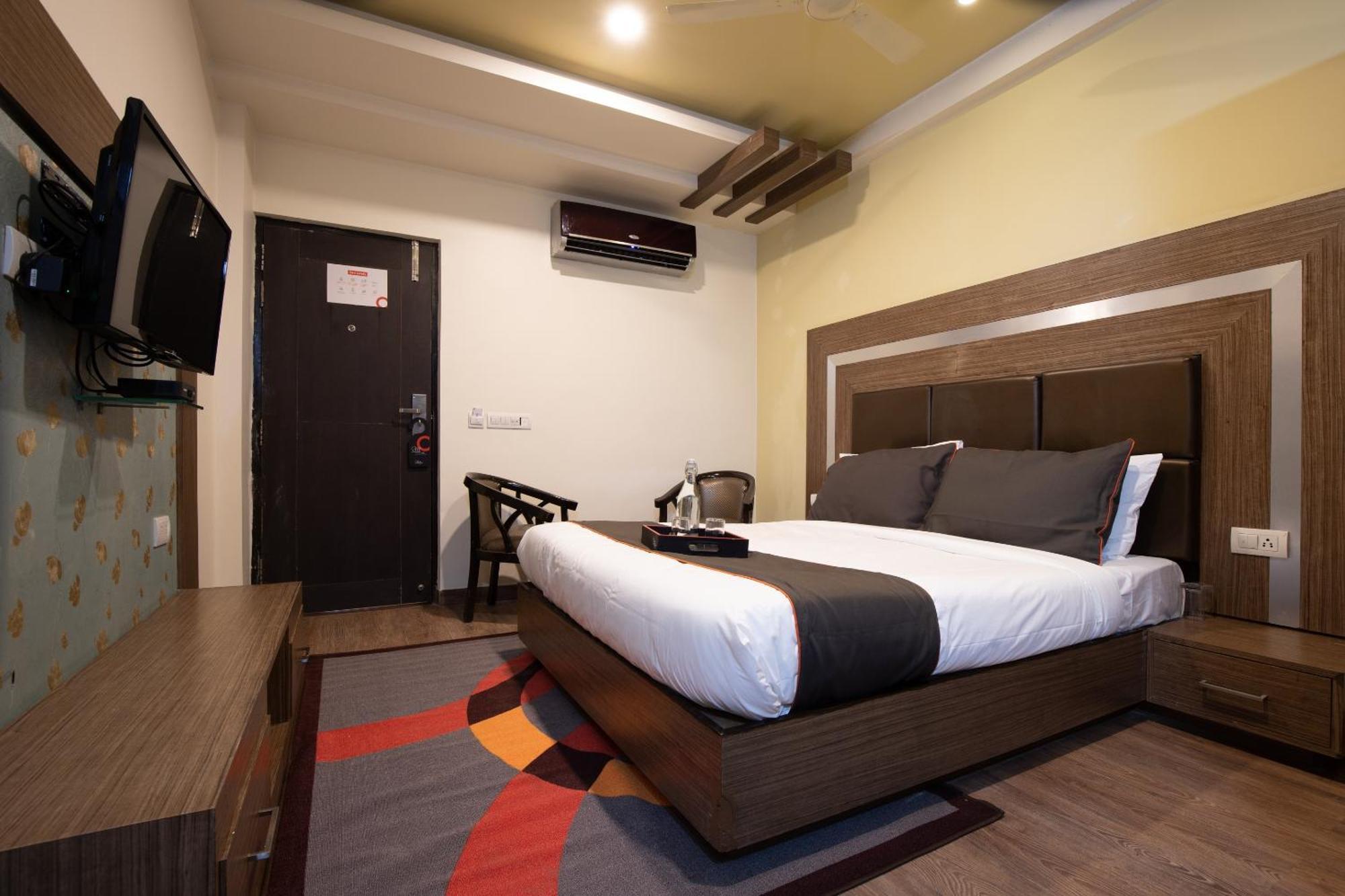 Super Collection O Golden Avenue Hotel Thiruvananthapuram Buitenkant foto